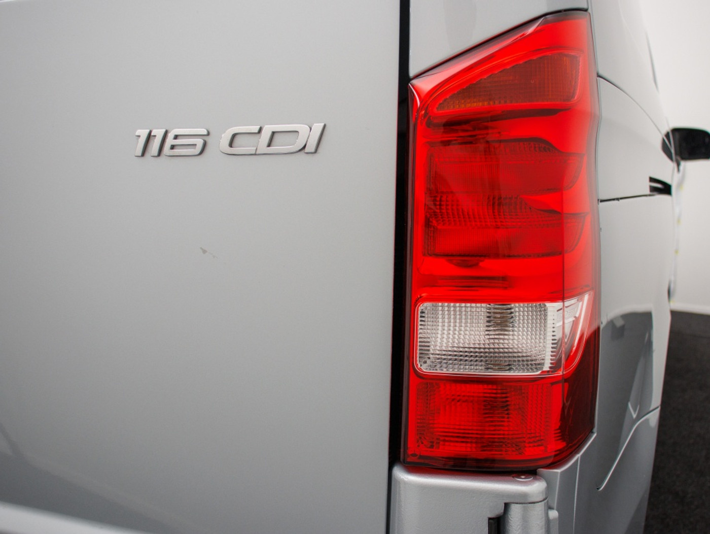 Foto van Mercedes-Benz Vito Gesloten Bestelwagen