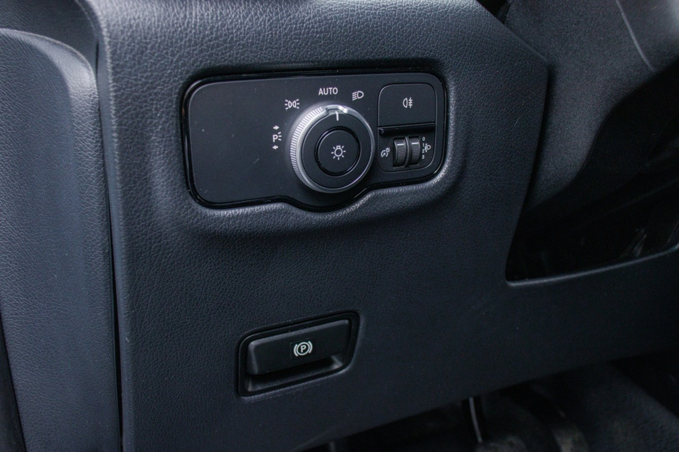 Foto van Mercedes-Benz Vito Gesloten Bestelwagen