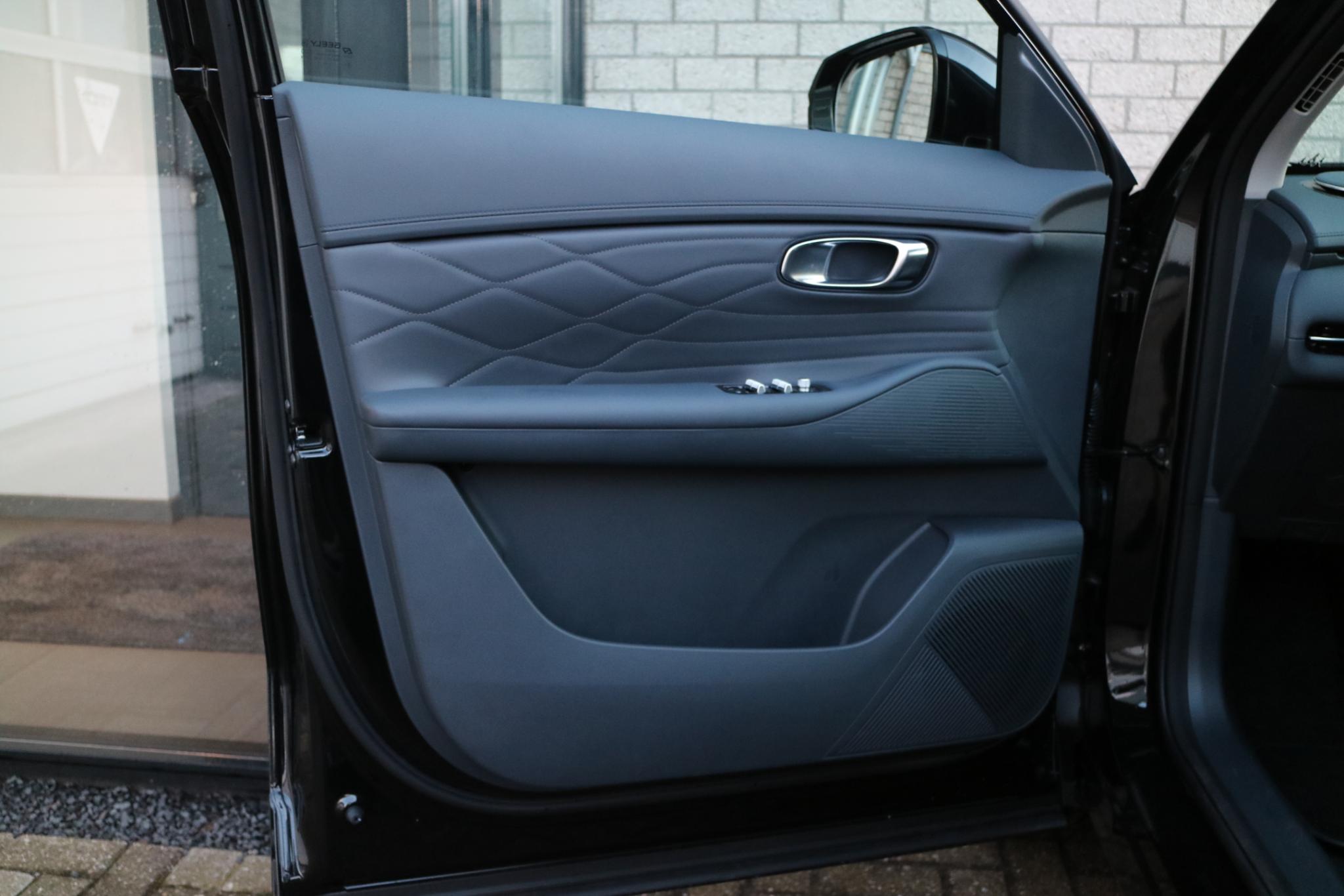 Foto van Geely Starray Em-i