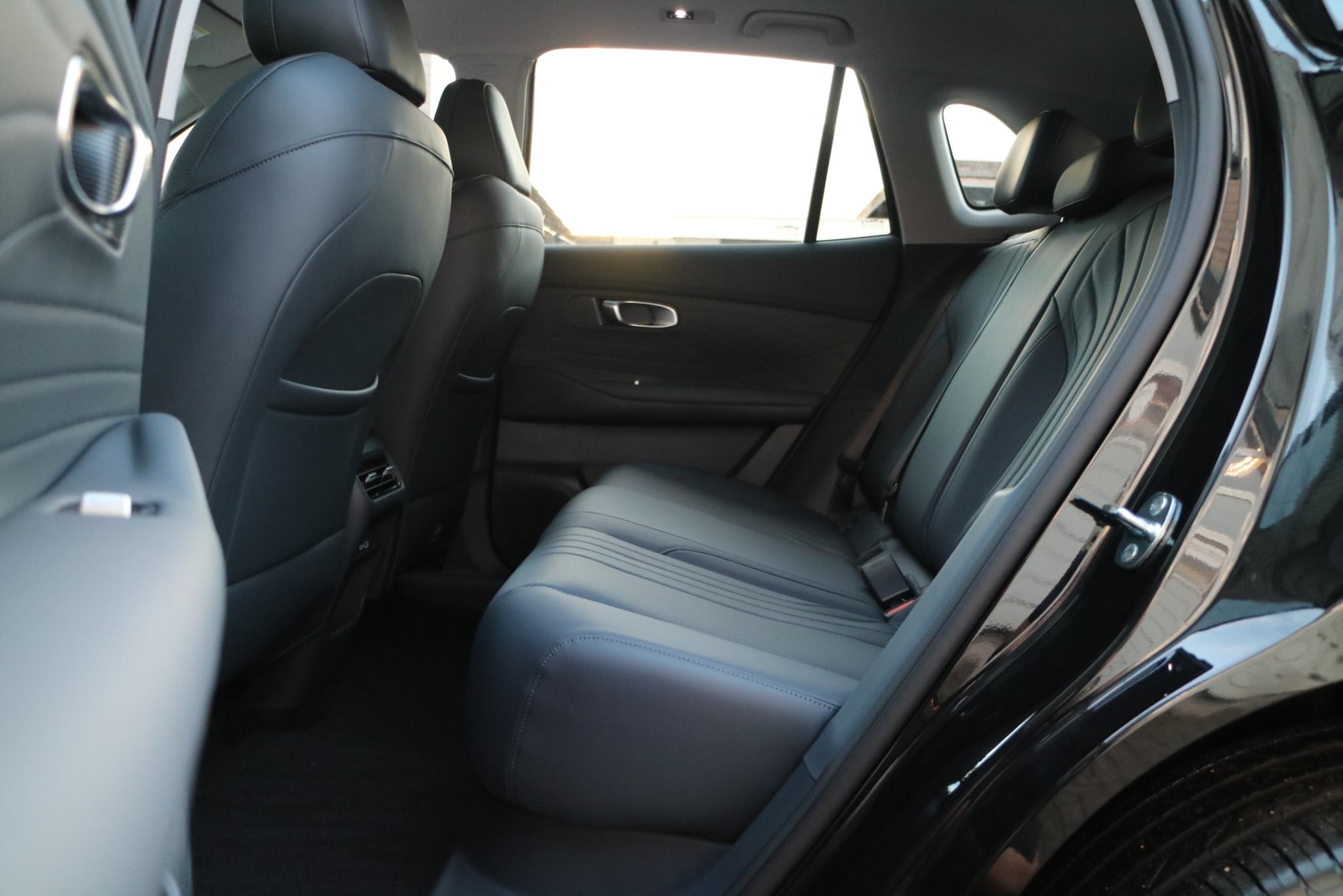 Foto van Geely Starray Em-i