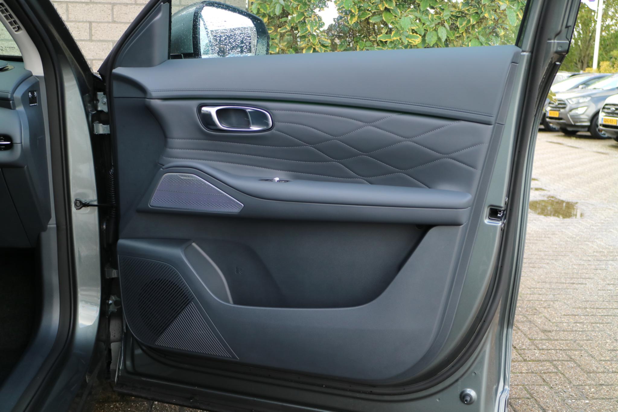 Foto van Geely Starray Em-i