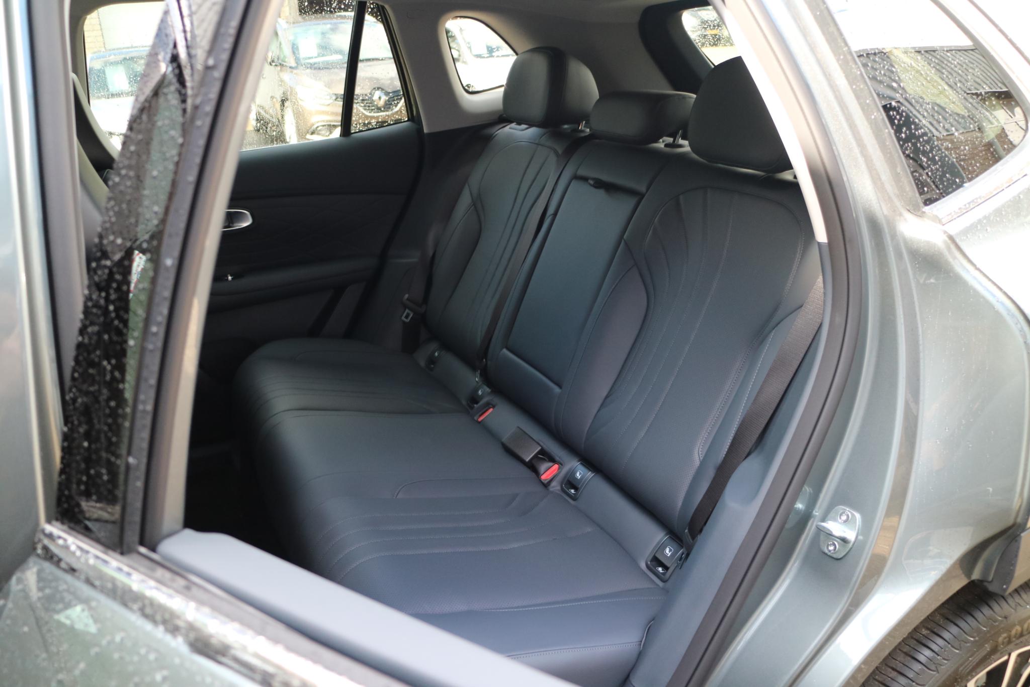 Foto van Geely Starray Em-i
