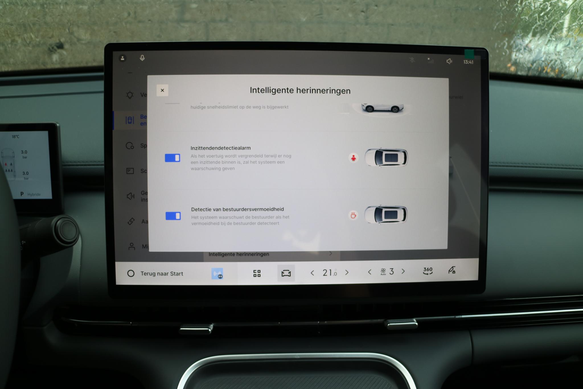 Foto van Geely Starray Em-i