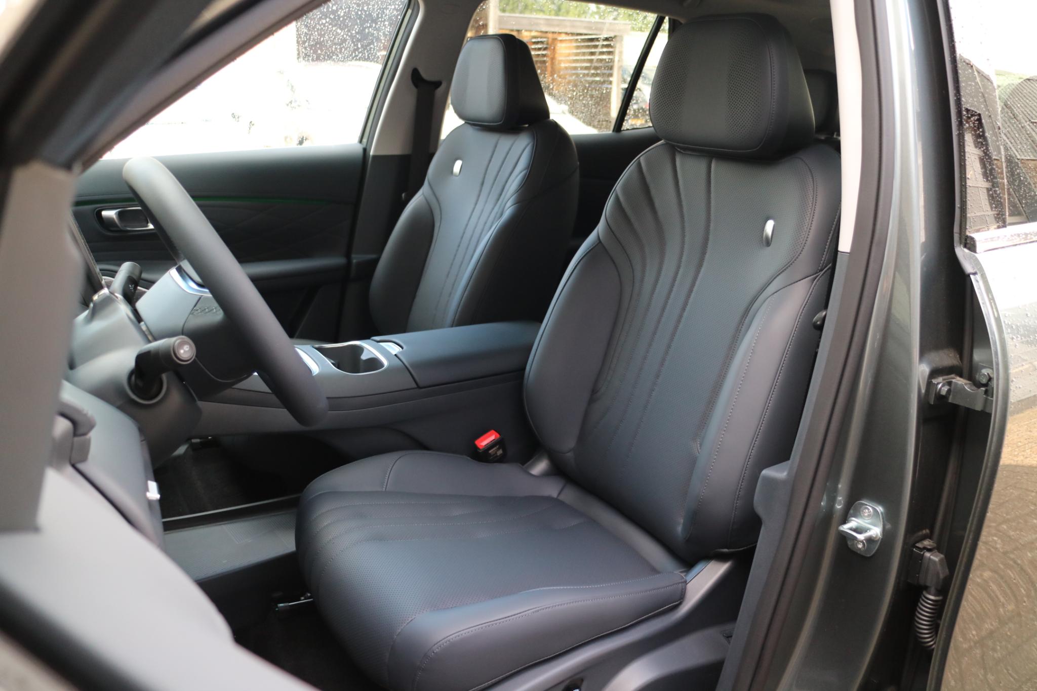 Foto van Geely Starray Em-i