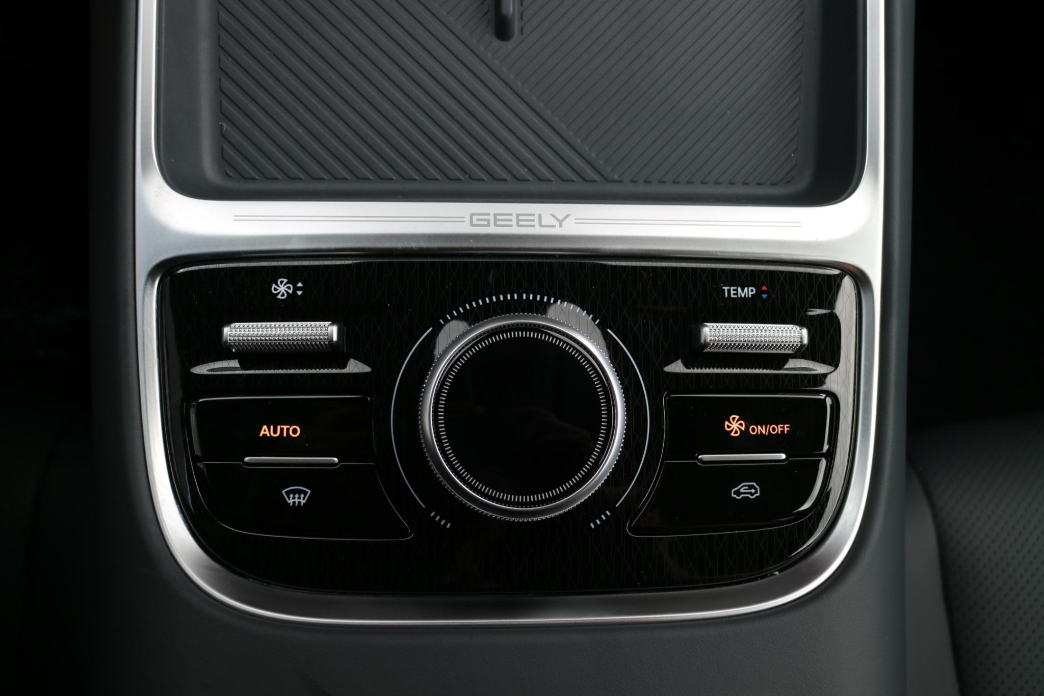 Foto van Geely Starray Em-i