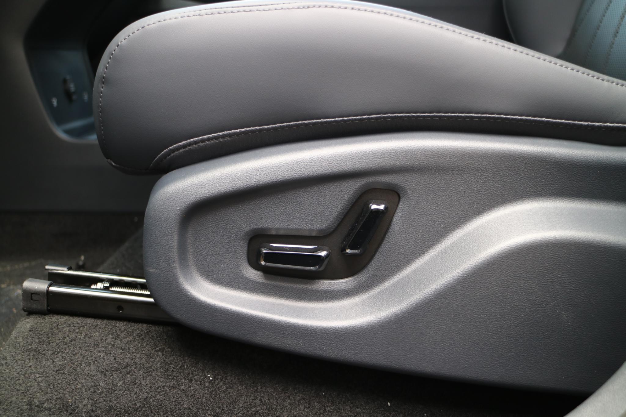 Foto van Geely Starray Em-i