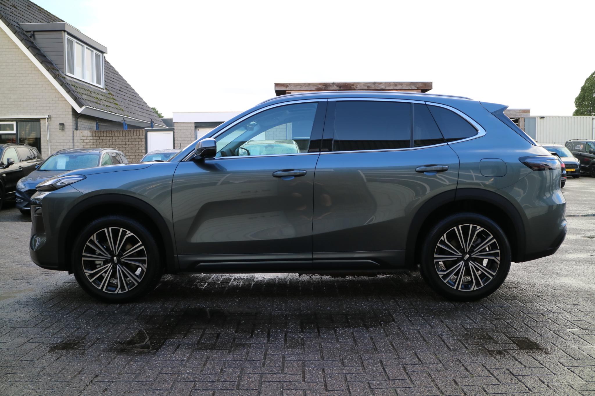 Foto van Geely Starray Em-i