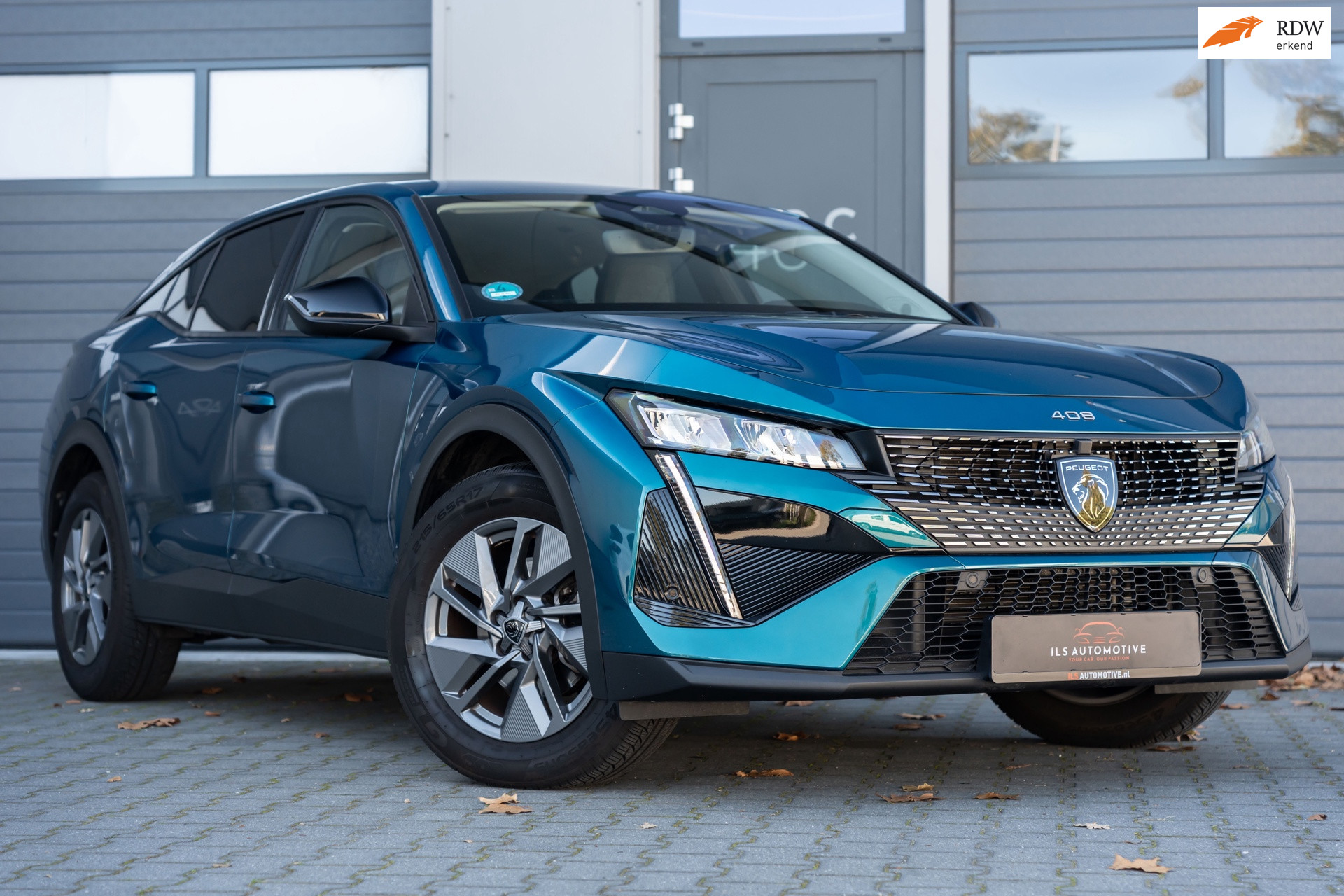 Peugeot 408 1.2 PureTech Allure Aut. | GARANTIE | Carplay 2024 - voorkant