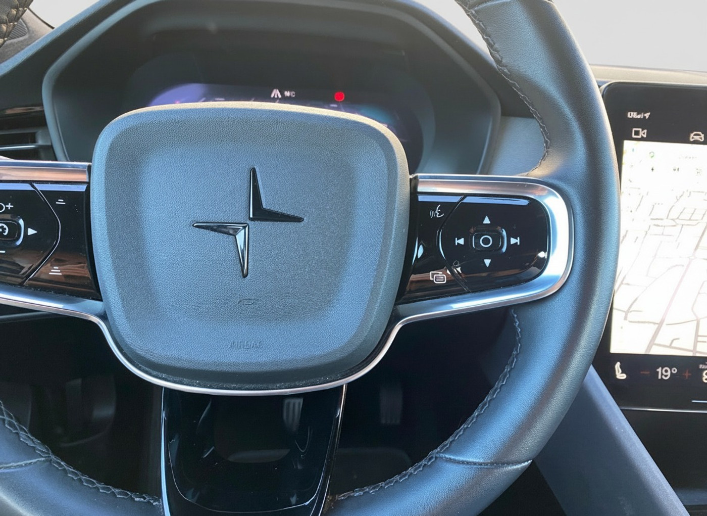 Foto van Polestar 2