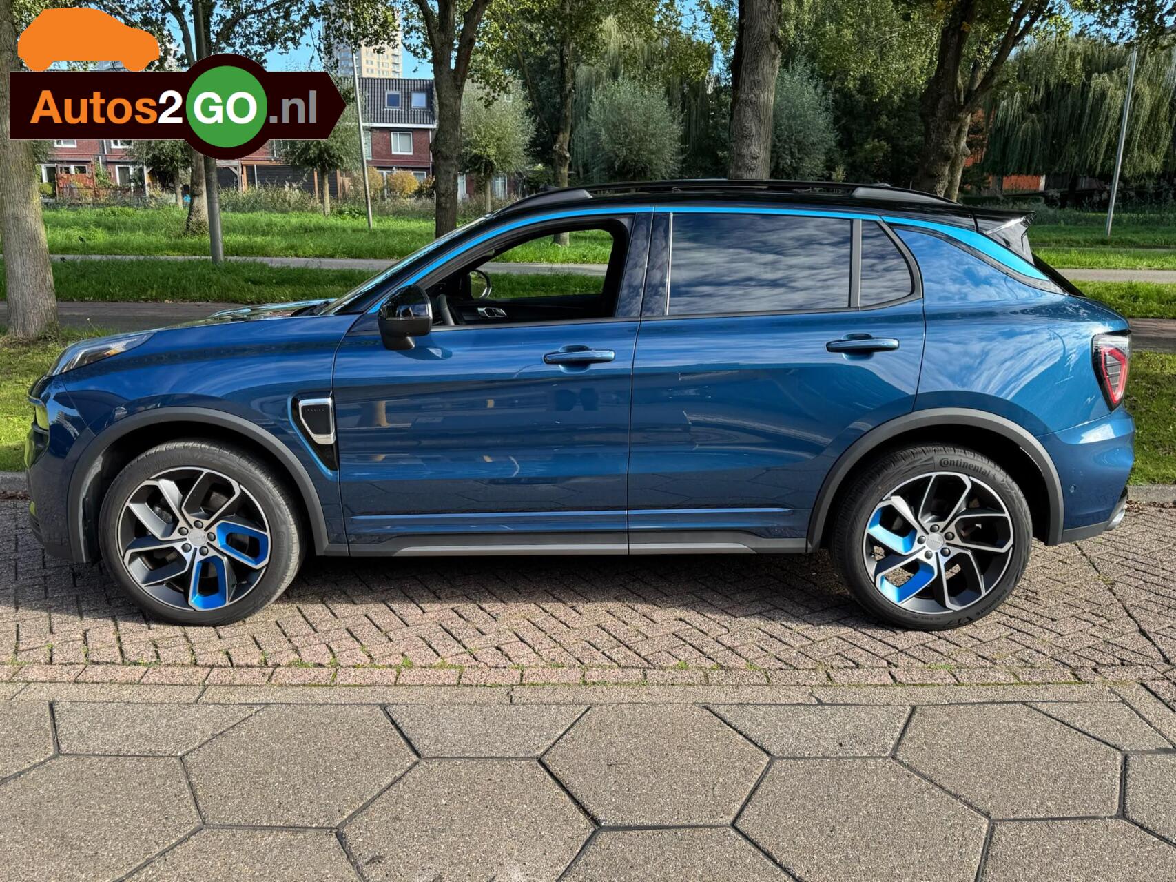 Foto van LYNK & Co 01