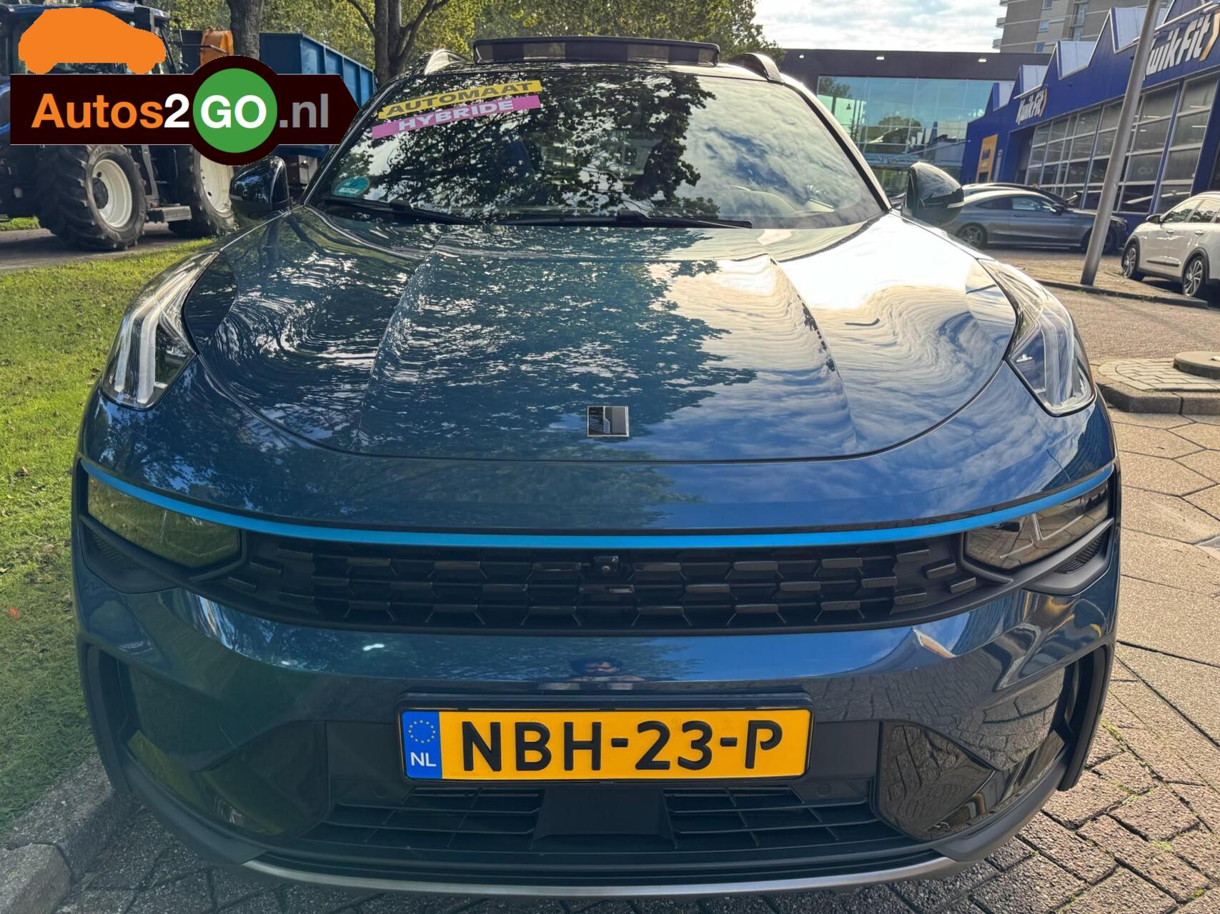 Foto van LYNK & Co 01