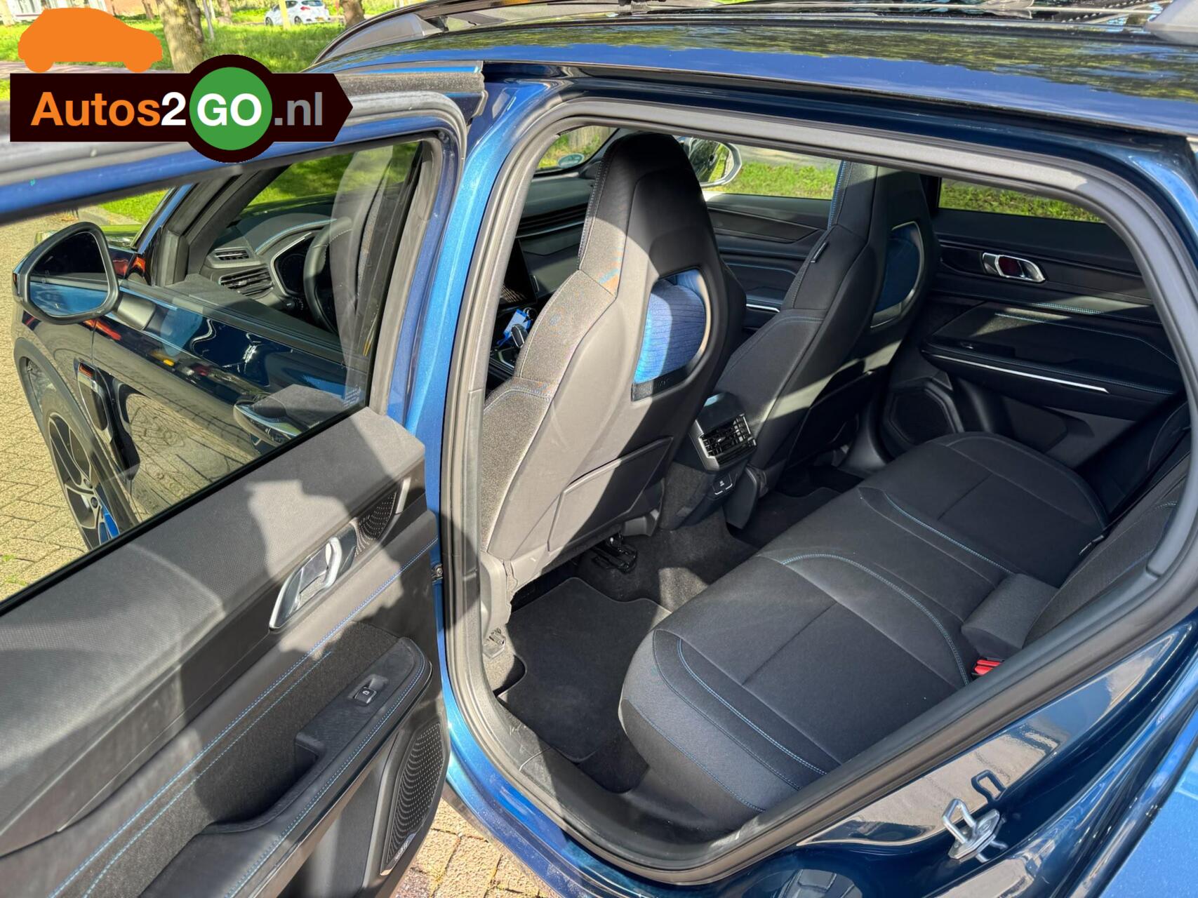 Foto van LYNK & Co 01