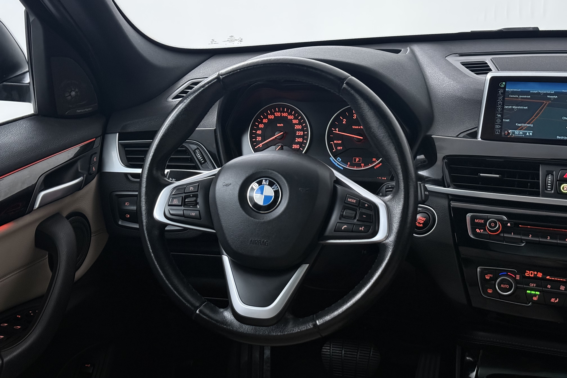 Foto van BMW X1 Sdrive20i
