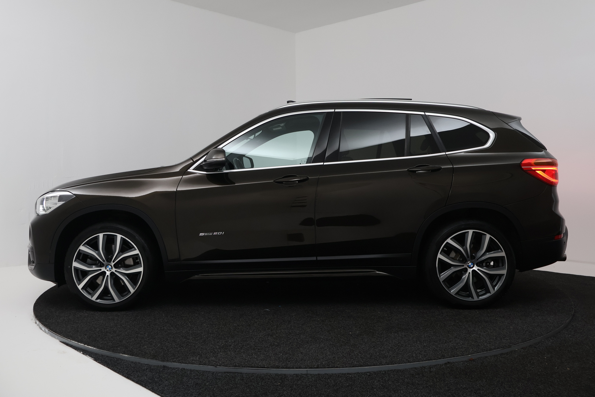 Foto van BMW X1 Sdrive20i