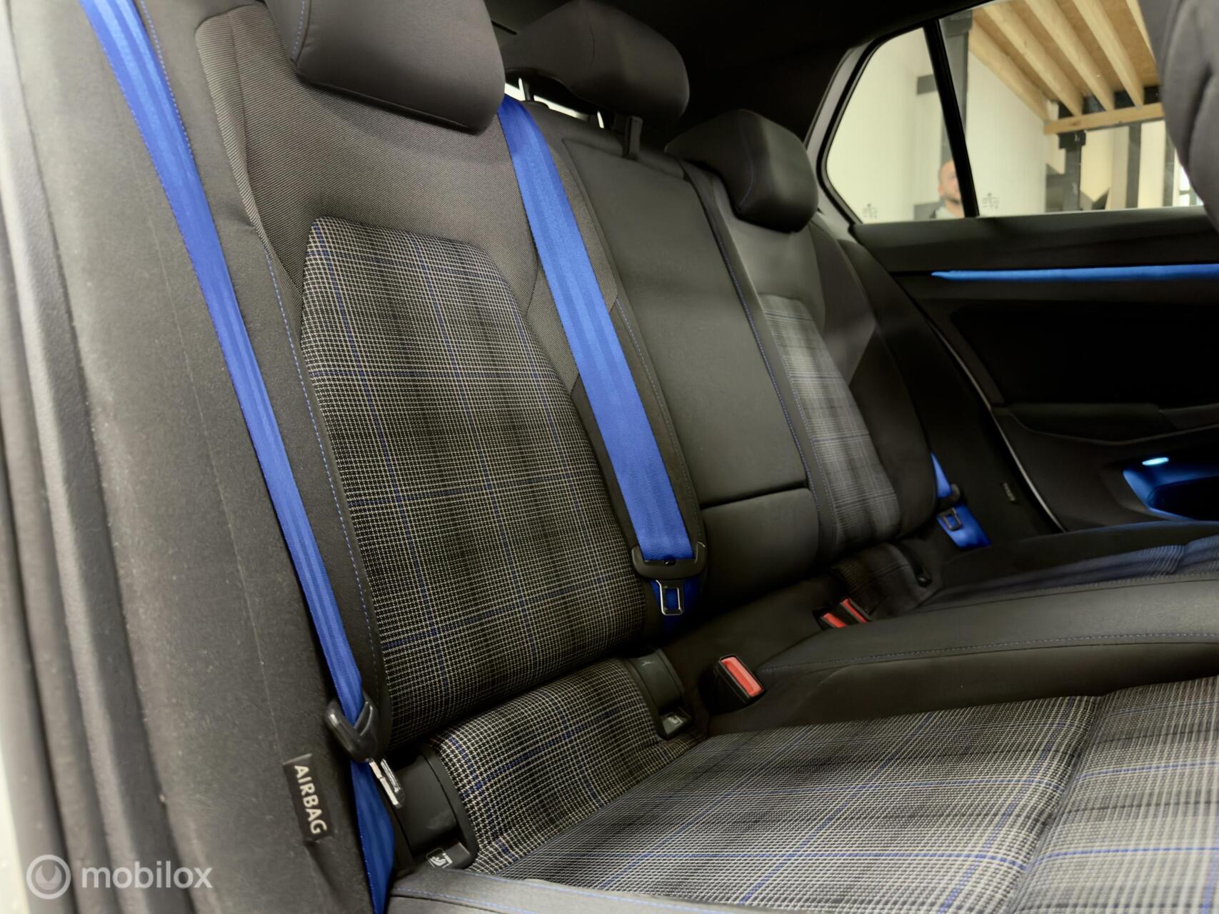 Foto van Volkswagen Golf GTE