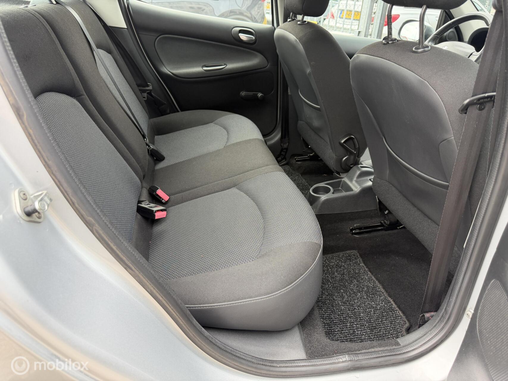 Foto van Peugeot 206+