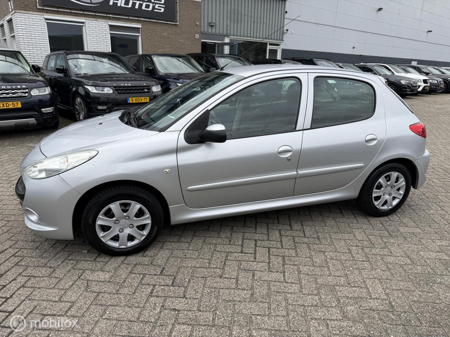 Foto van Peugeot 206+