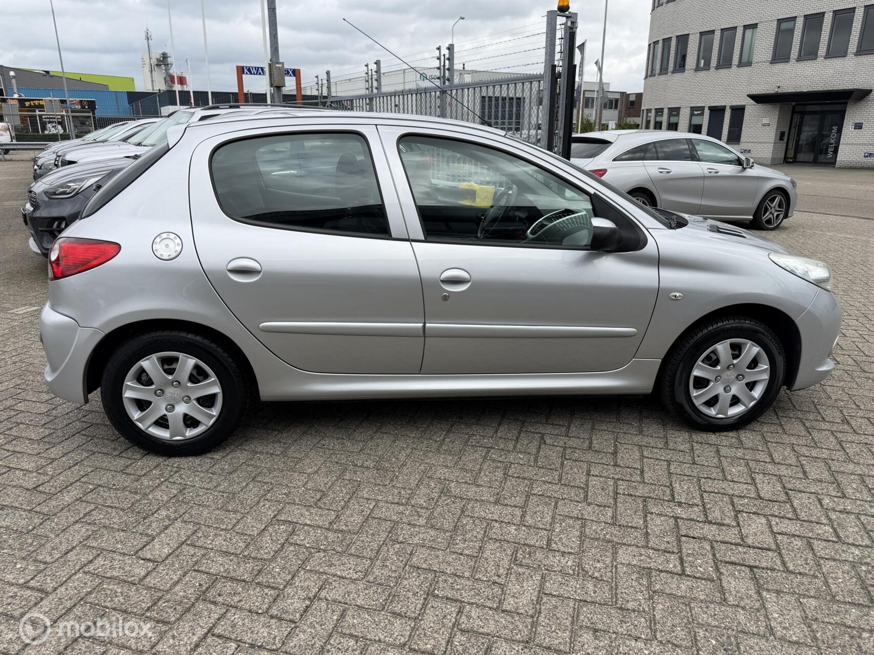 Foto van Peugeot 206+