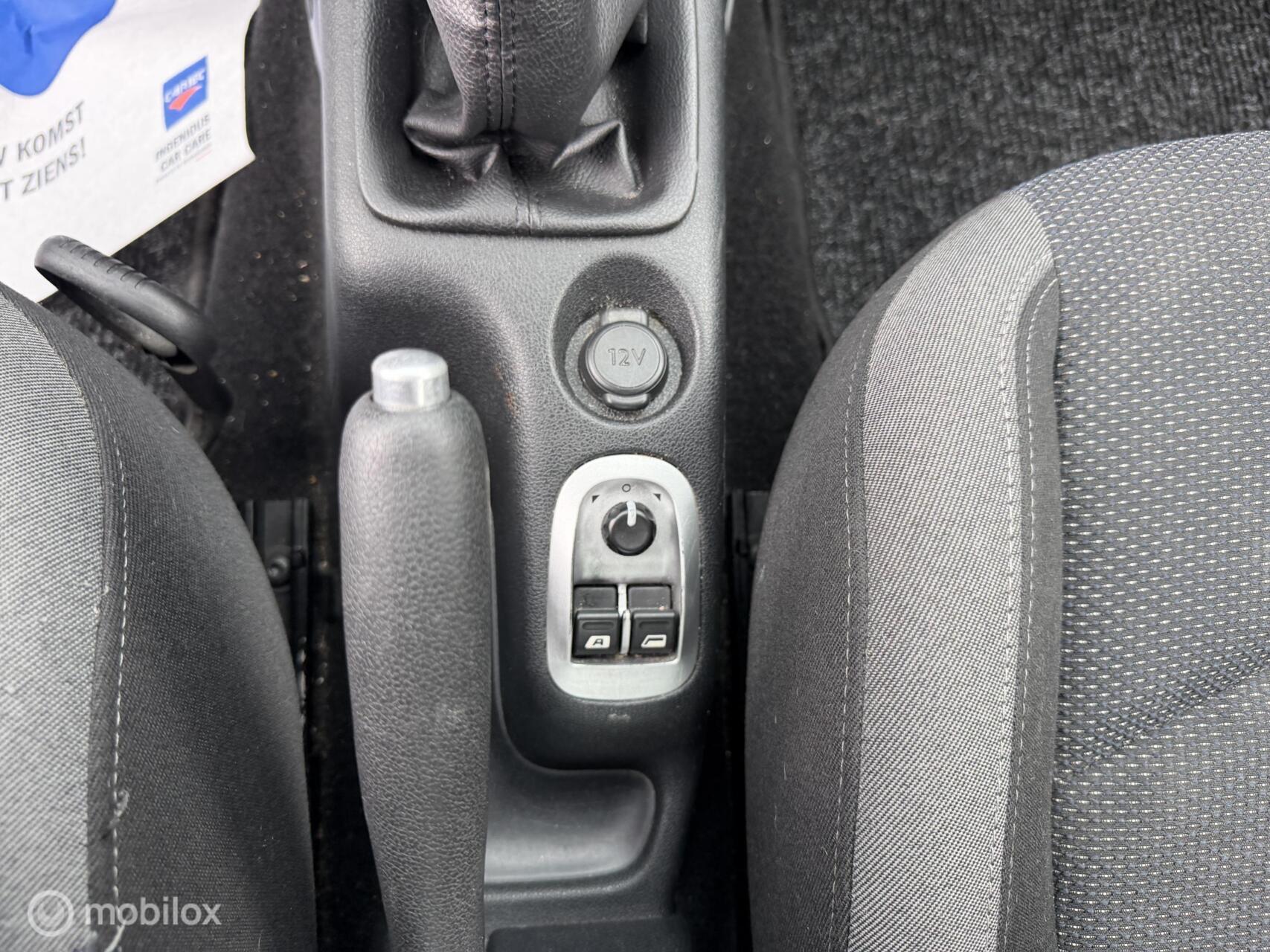 Foto van Peugeot 206+