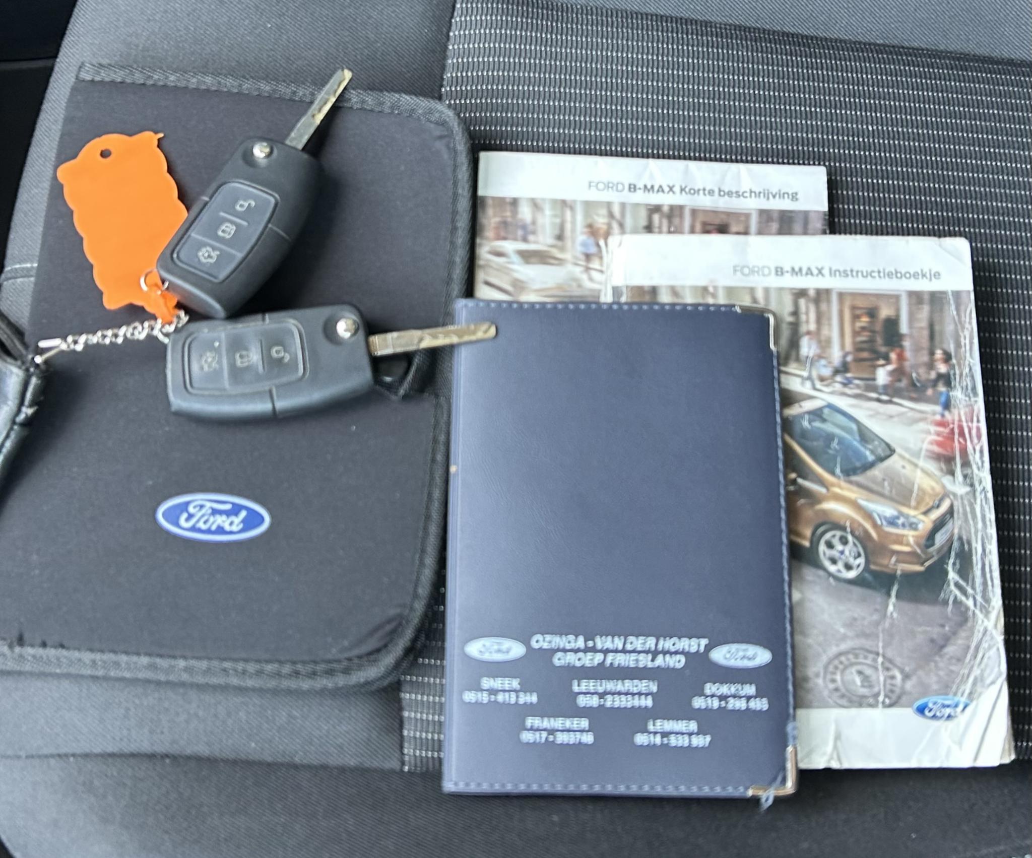 Foto van Ford B-max