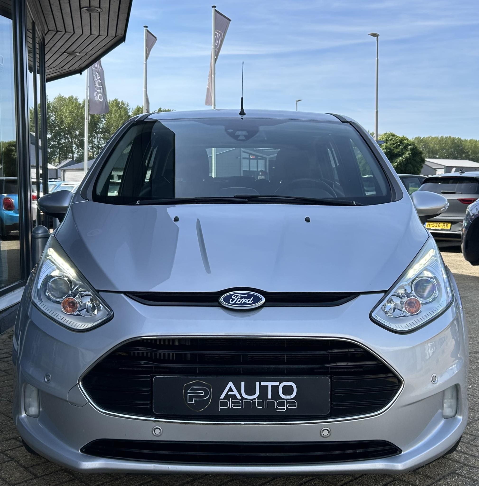 Foto van Ford B-max