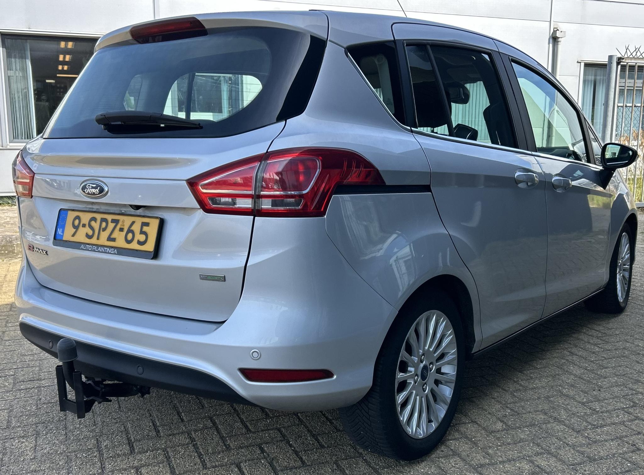 Foto van Ford B-max