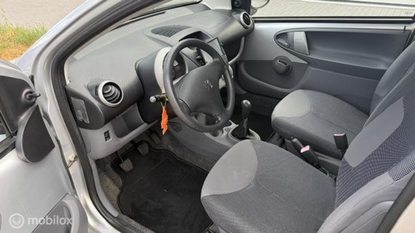 Foto van Peugeot Peugeot 107