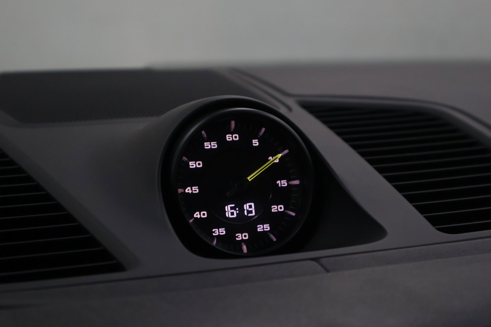 Foto van Porsche Cayenne E-hybrid