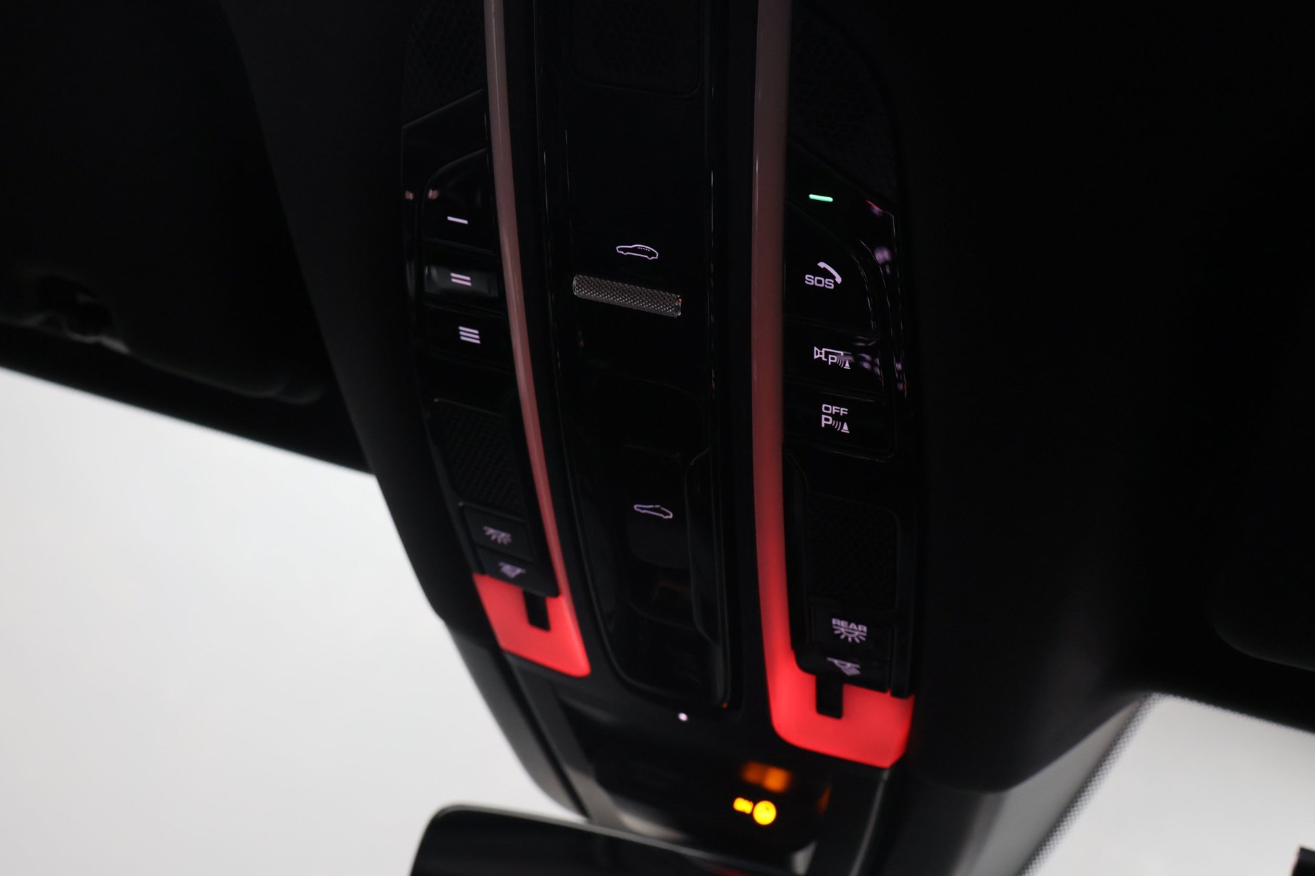 Foto van Porsche Cayenne E-hybrid