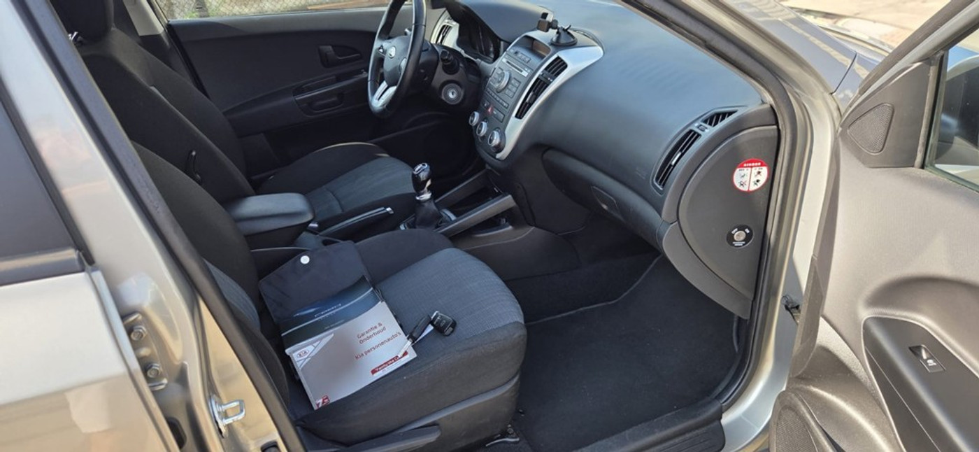 Foto van Kia Cee D