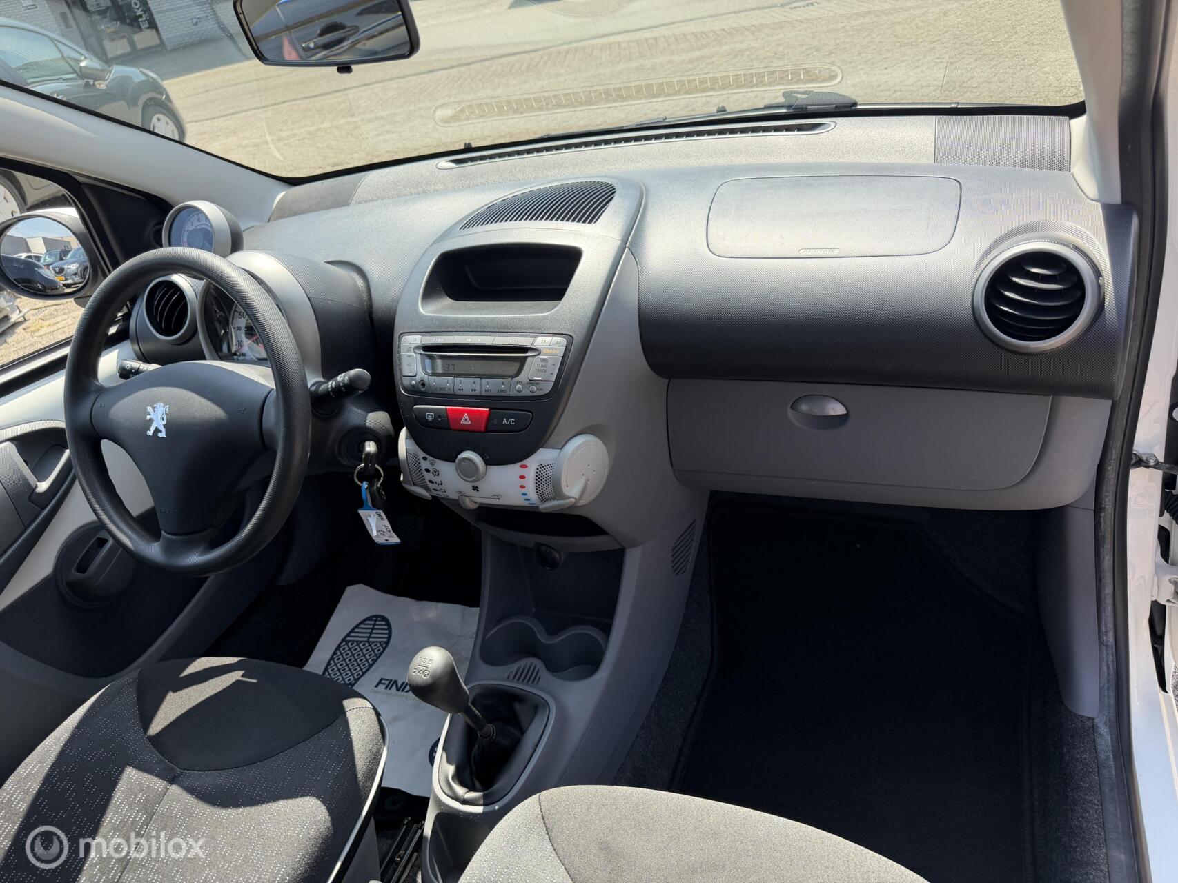 Foto van Peugeot Peugeot 107