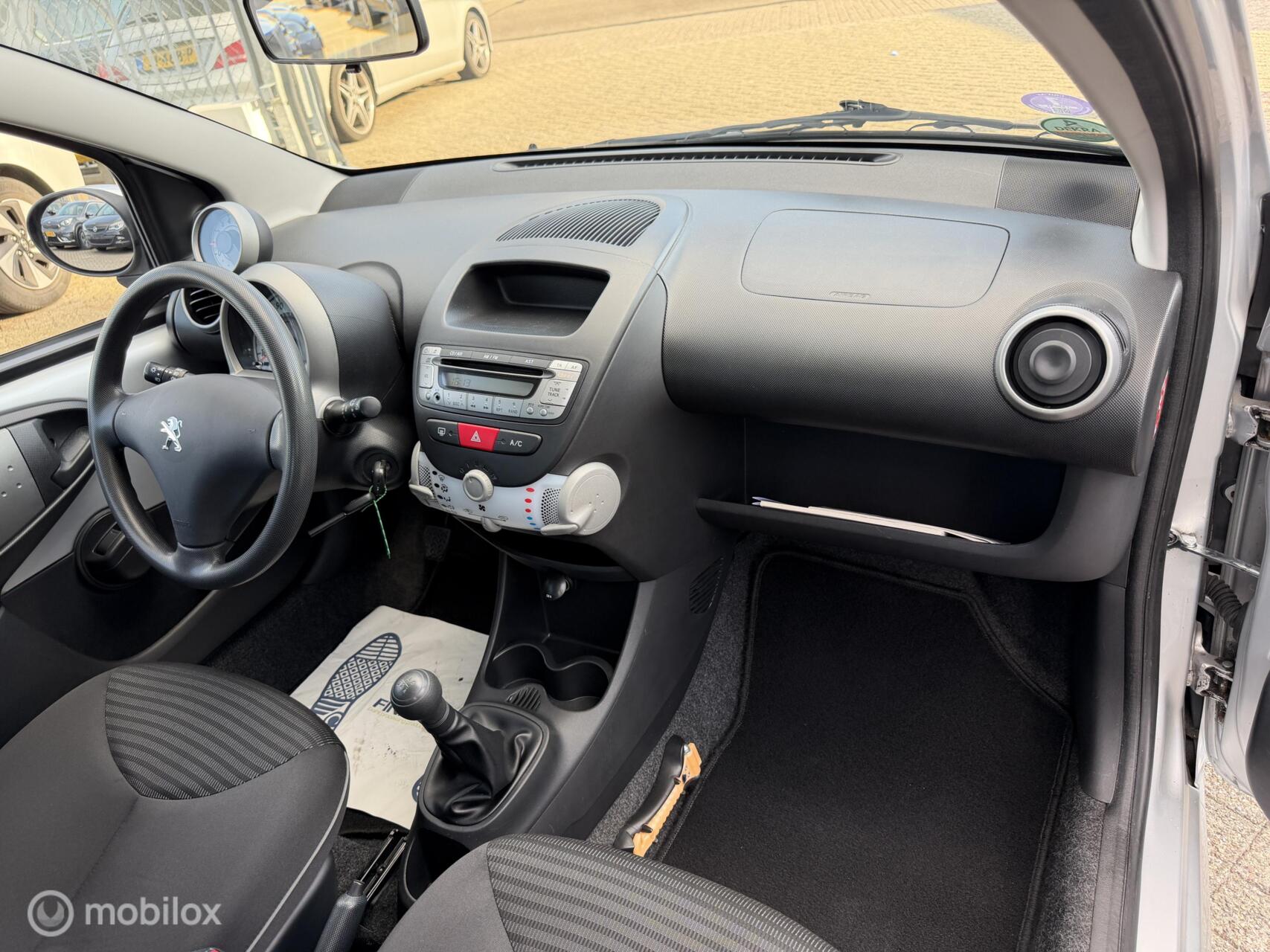 Foto van Peugeot Peugeot 107