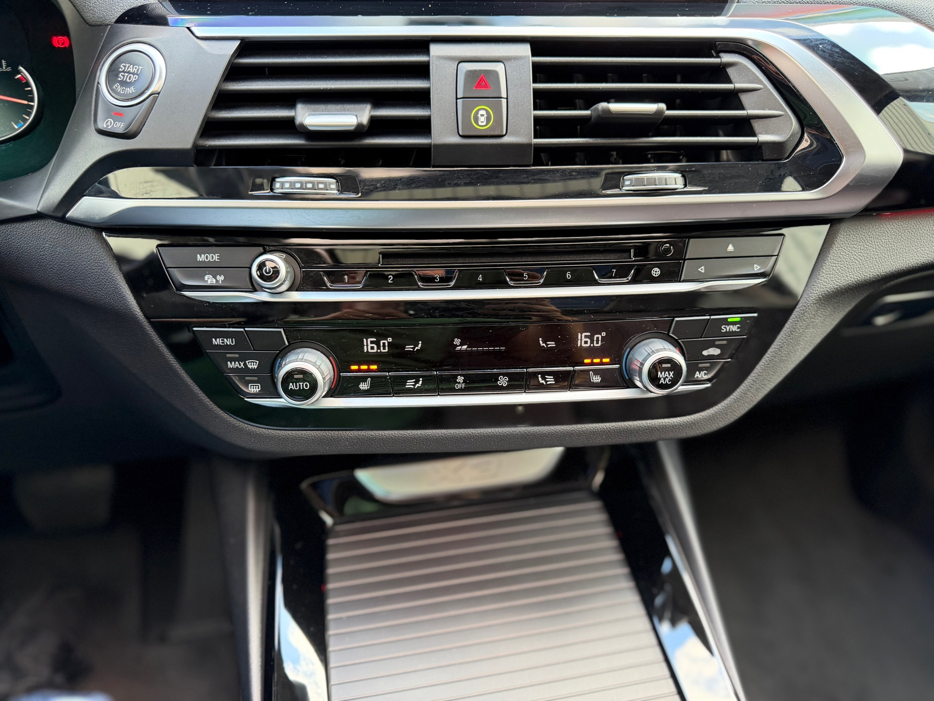 Foto van BMW X3 Xdrive30i