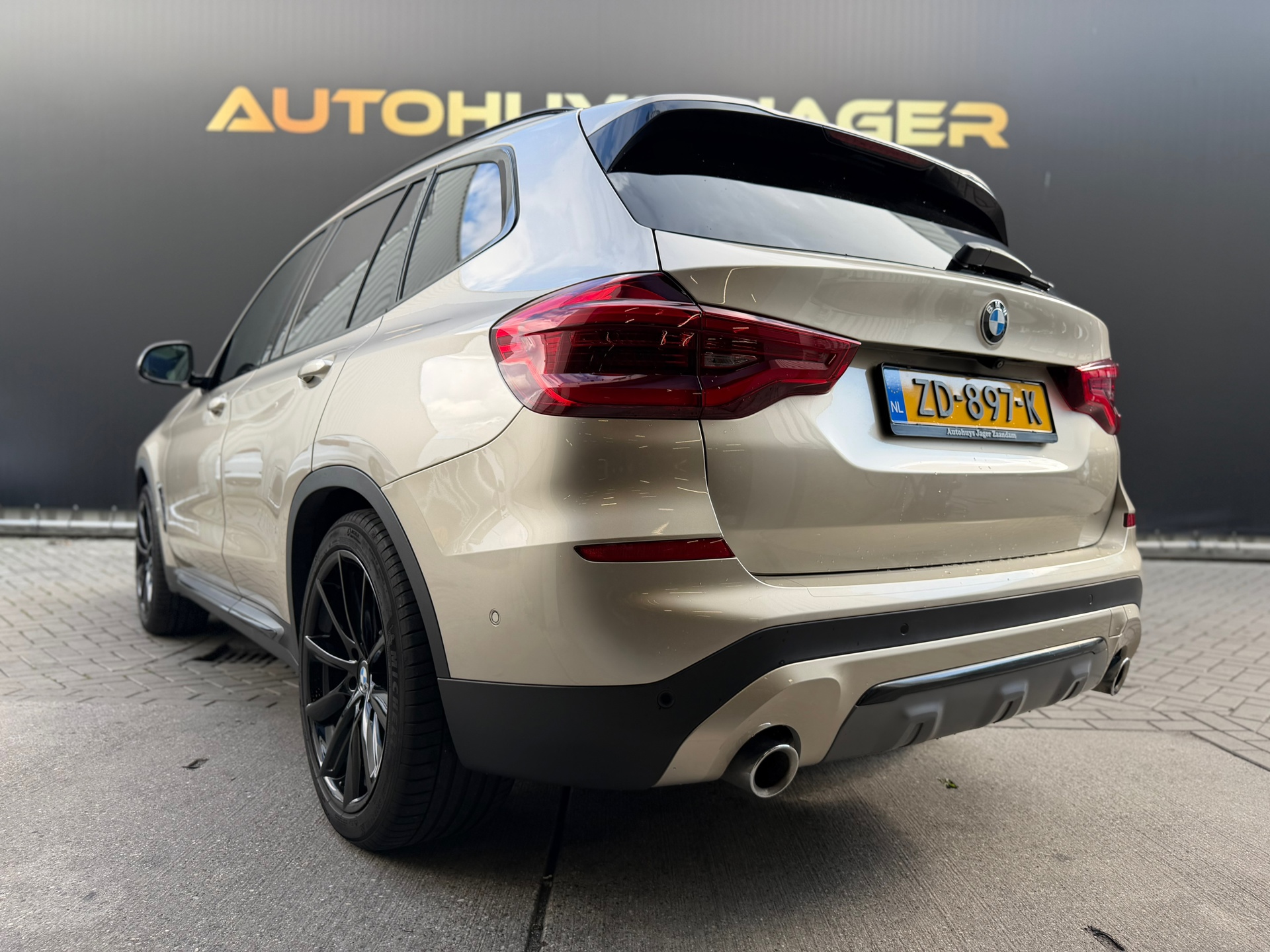 Foto van BMW X3 Xdrive30i