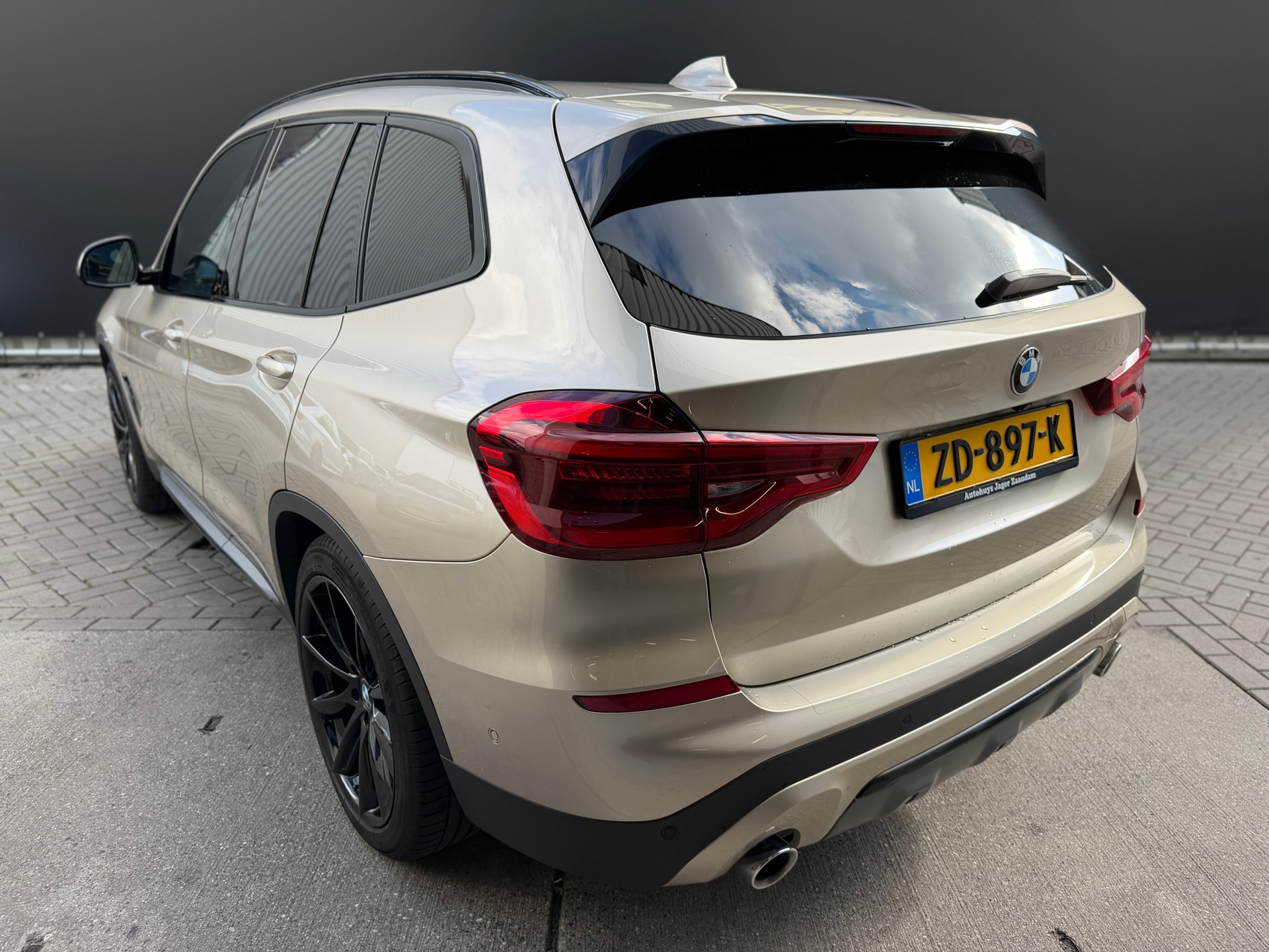Foto van BMW X3 Xdrive30i
