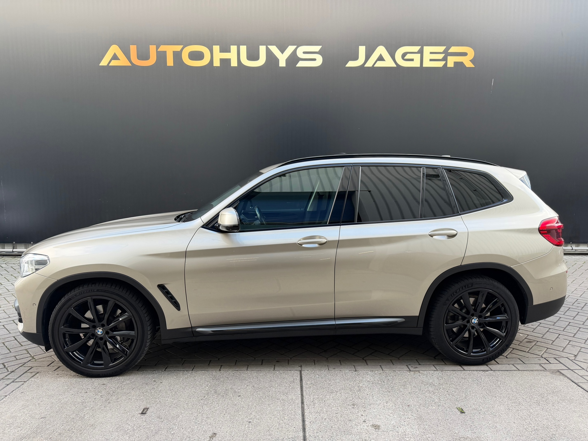 Foto van BMW X3 Xdrive30i