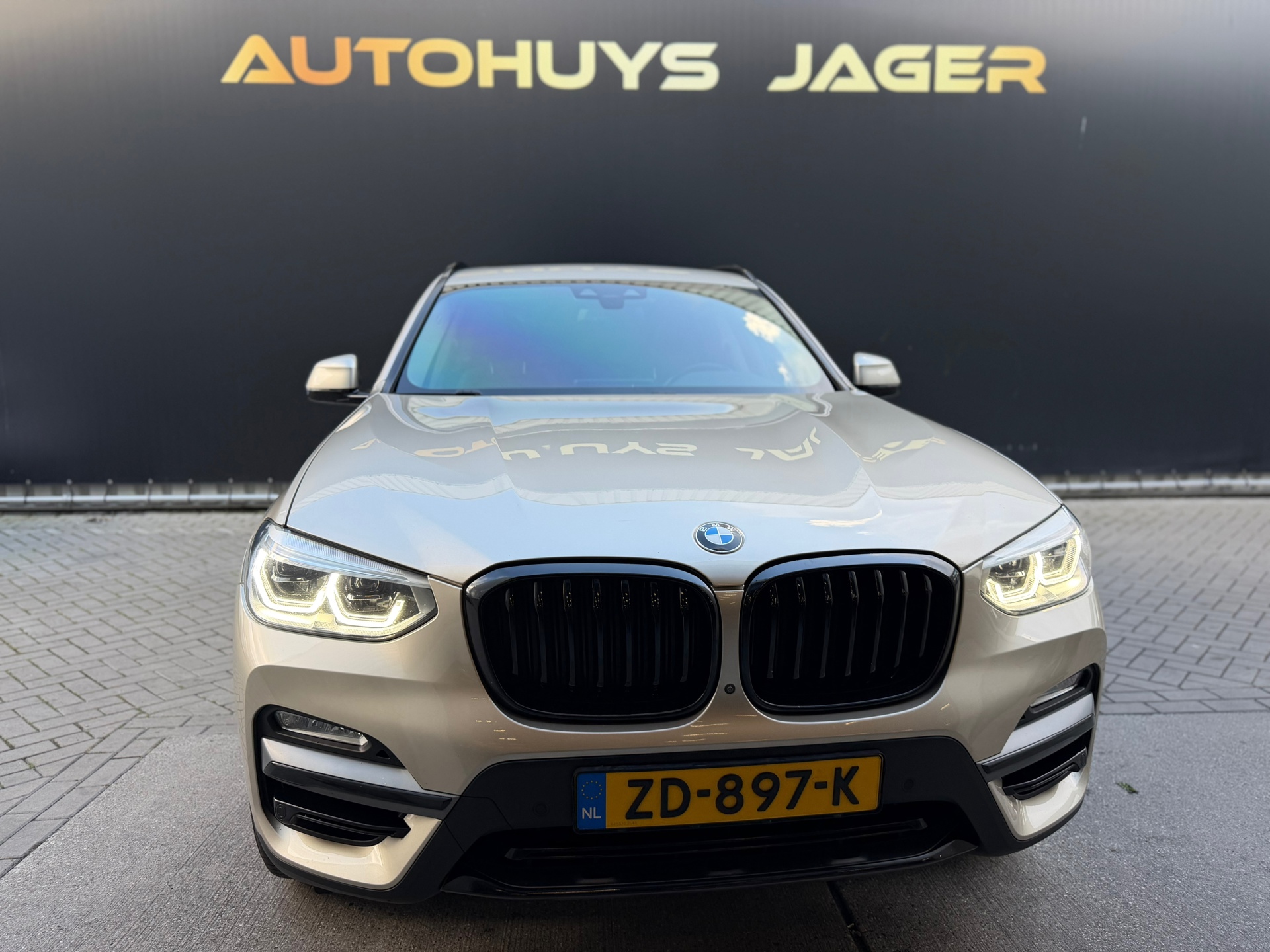 Foto van BMW X3 Xdrive30i