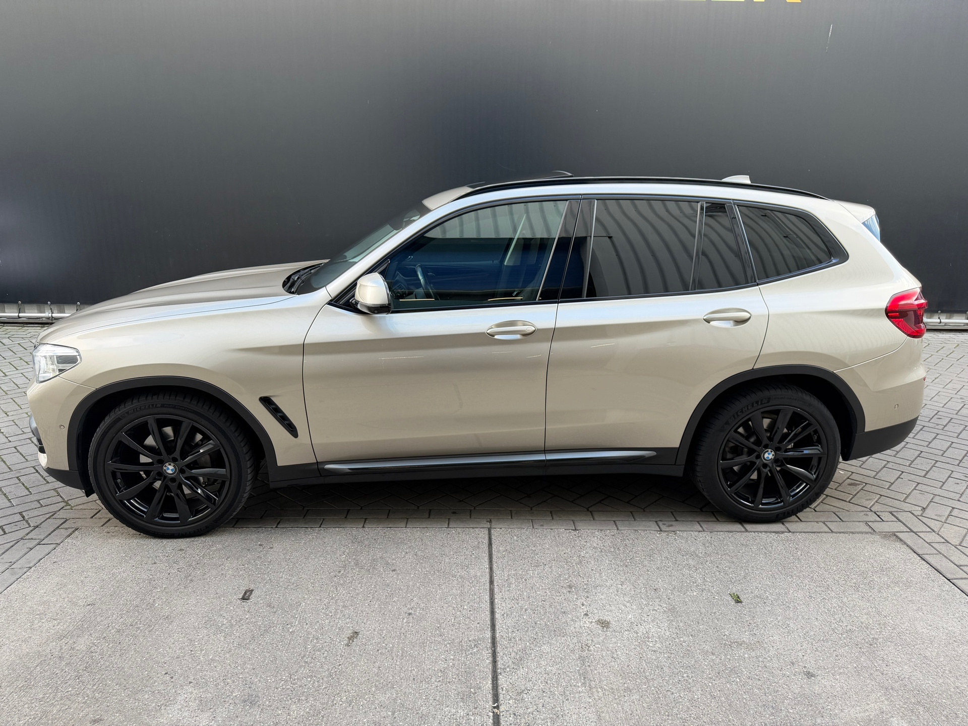 Foto van BMW X3 Xdrive30i