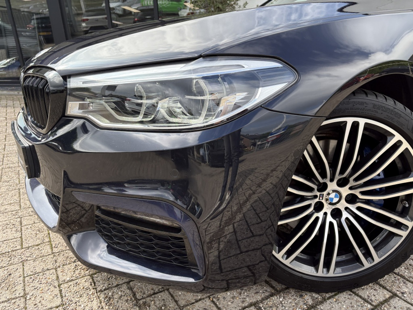 Foto van BMW 530e Iperformance