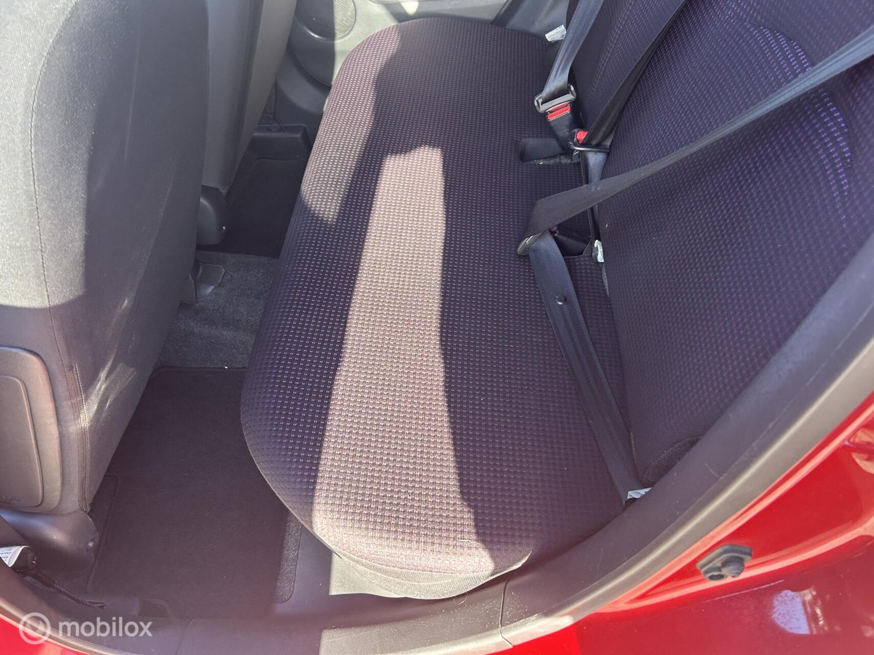 Foto van Mitsubishi Mitsubishi Space Star