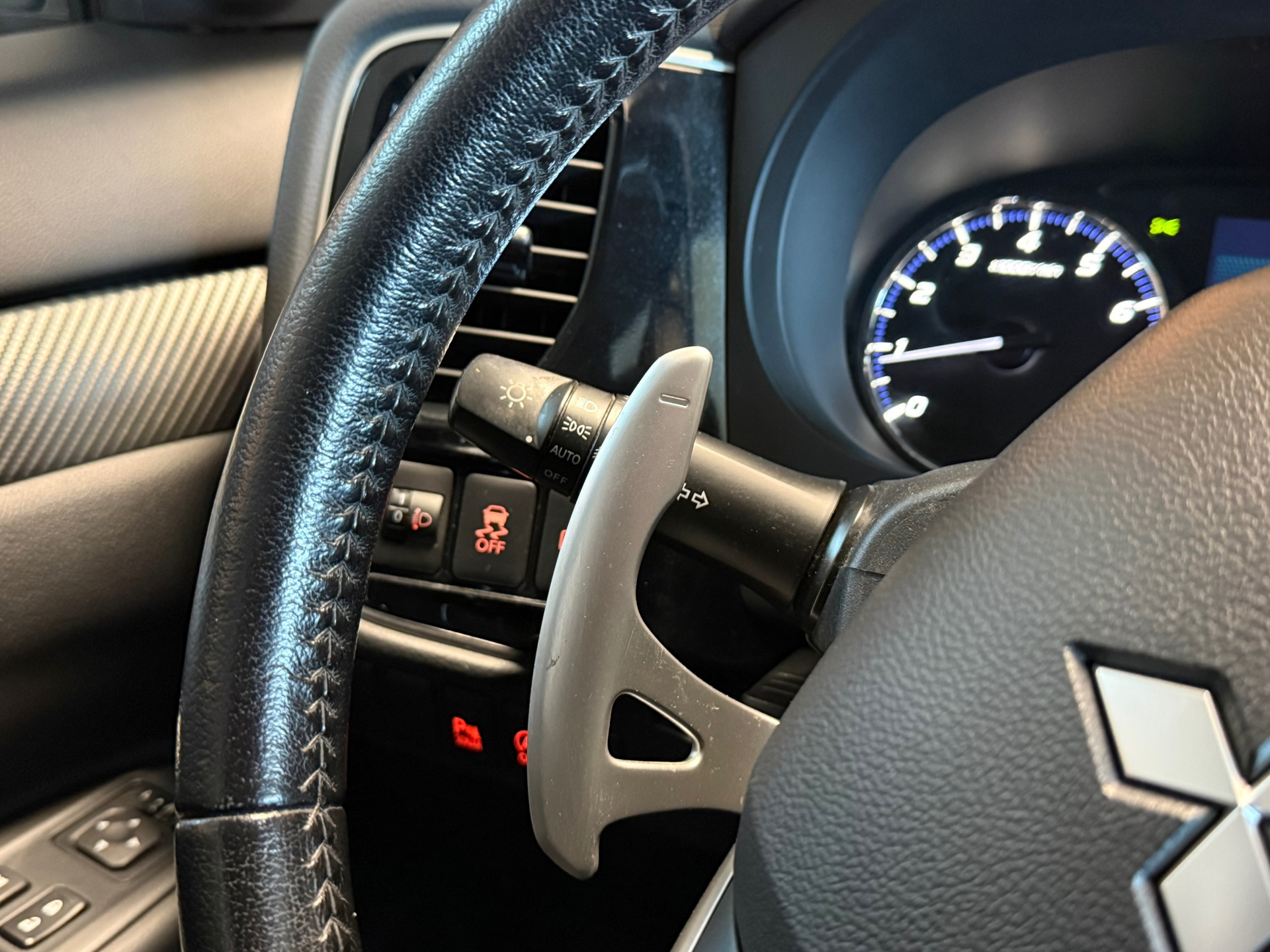 Foto van Mitsubishi Mitsubishi Outlander