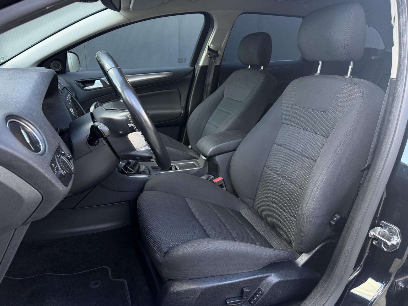 Foto van Ford Mondeo