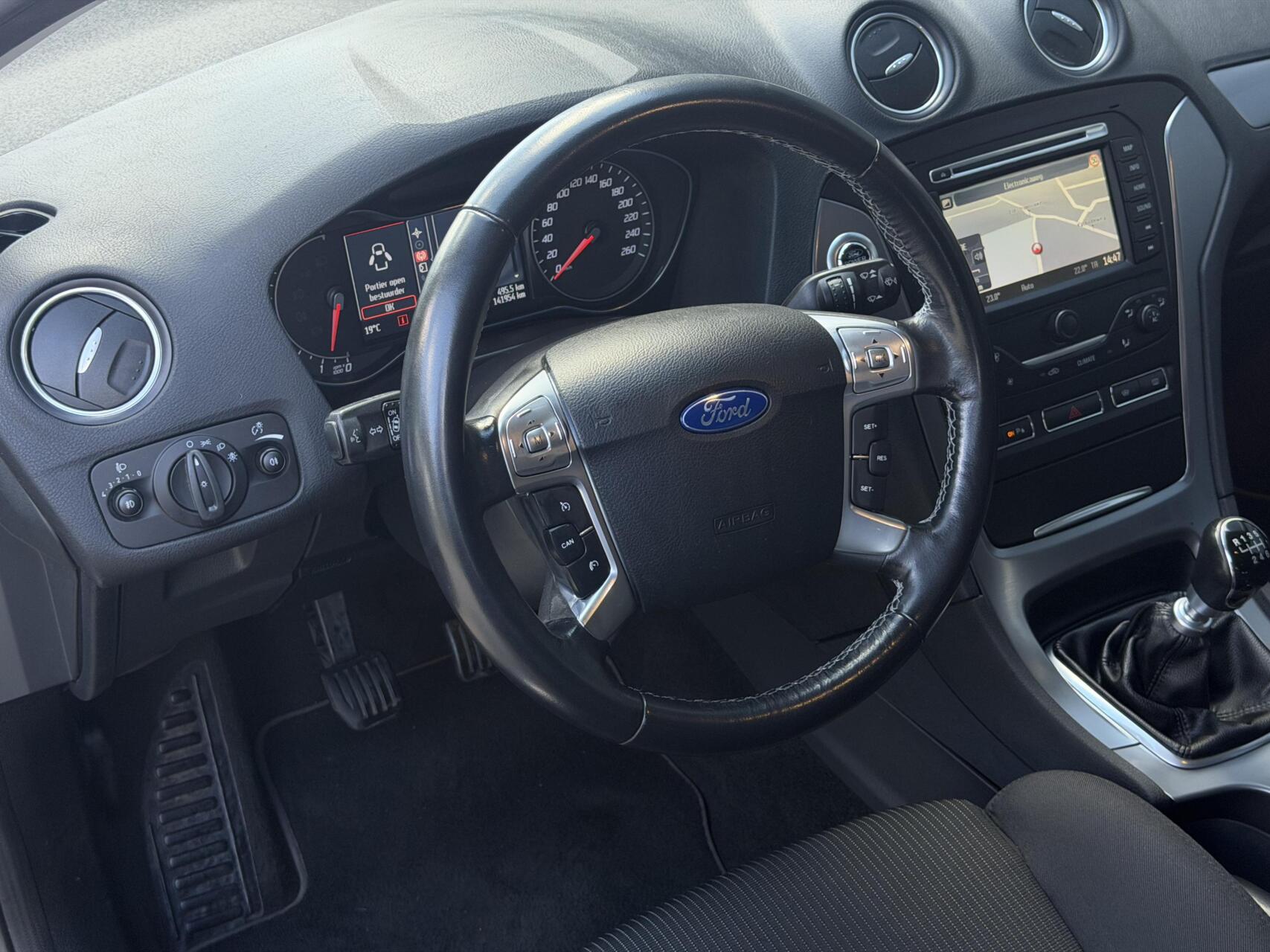 Foto van Ford Mondeo