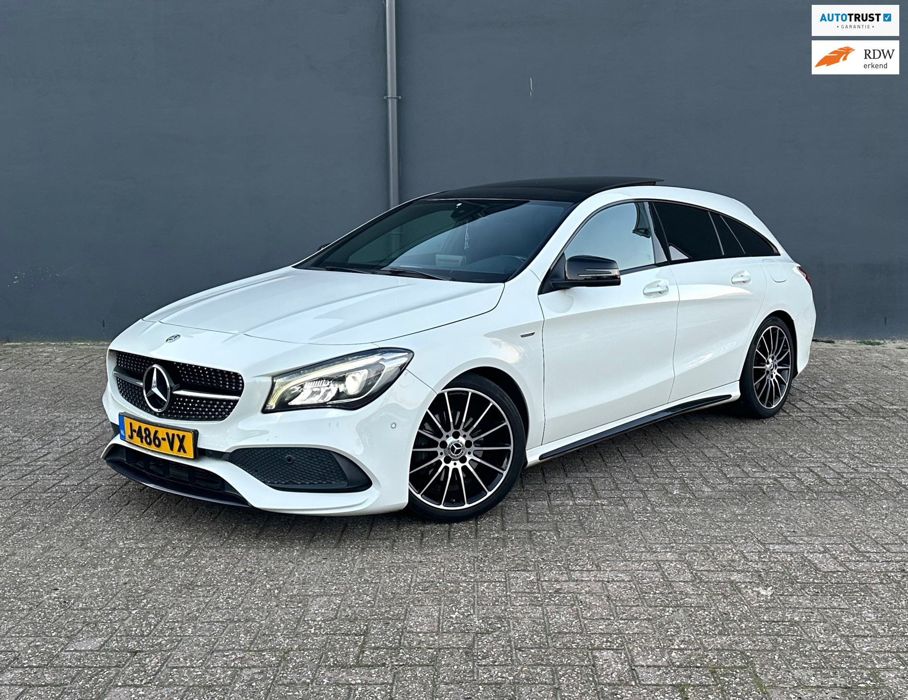 Mercedes-Benz Cla 200 200 Prestige White Art Edition 2017 - voorkant