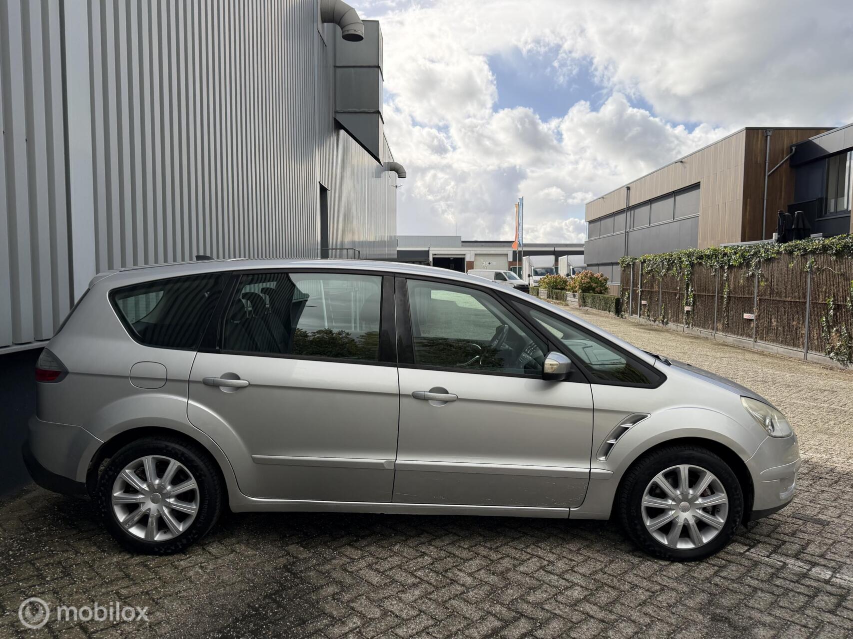 Foto van Ford S-max
