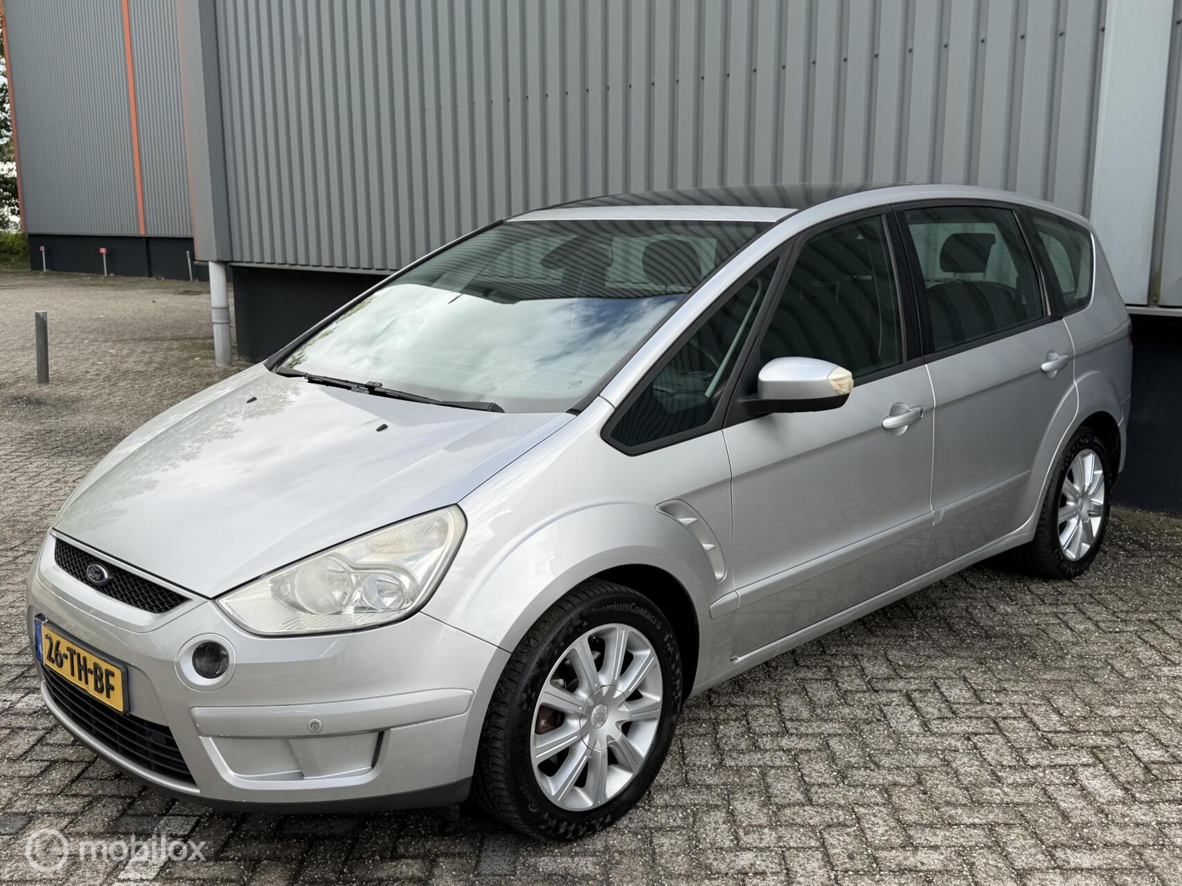 Foto van Ford S-max
