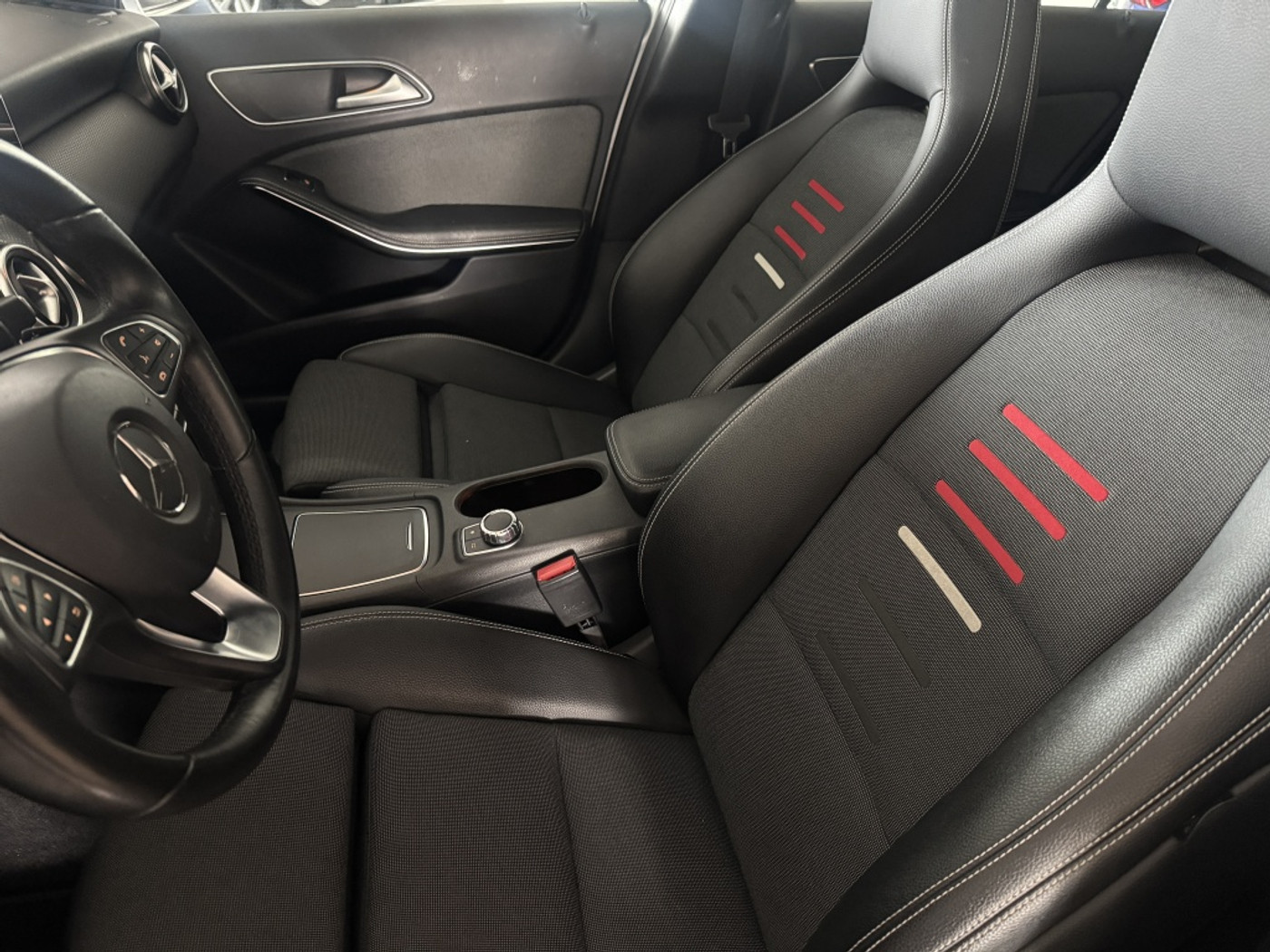 Foto van Mercedes-Benz A 180