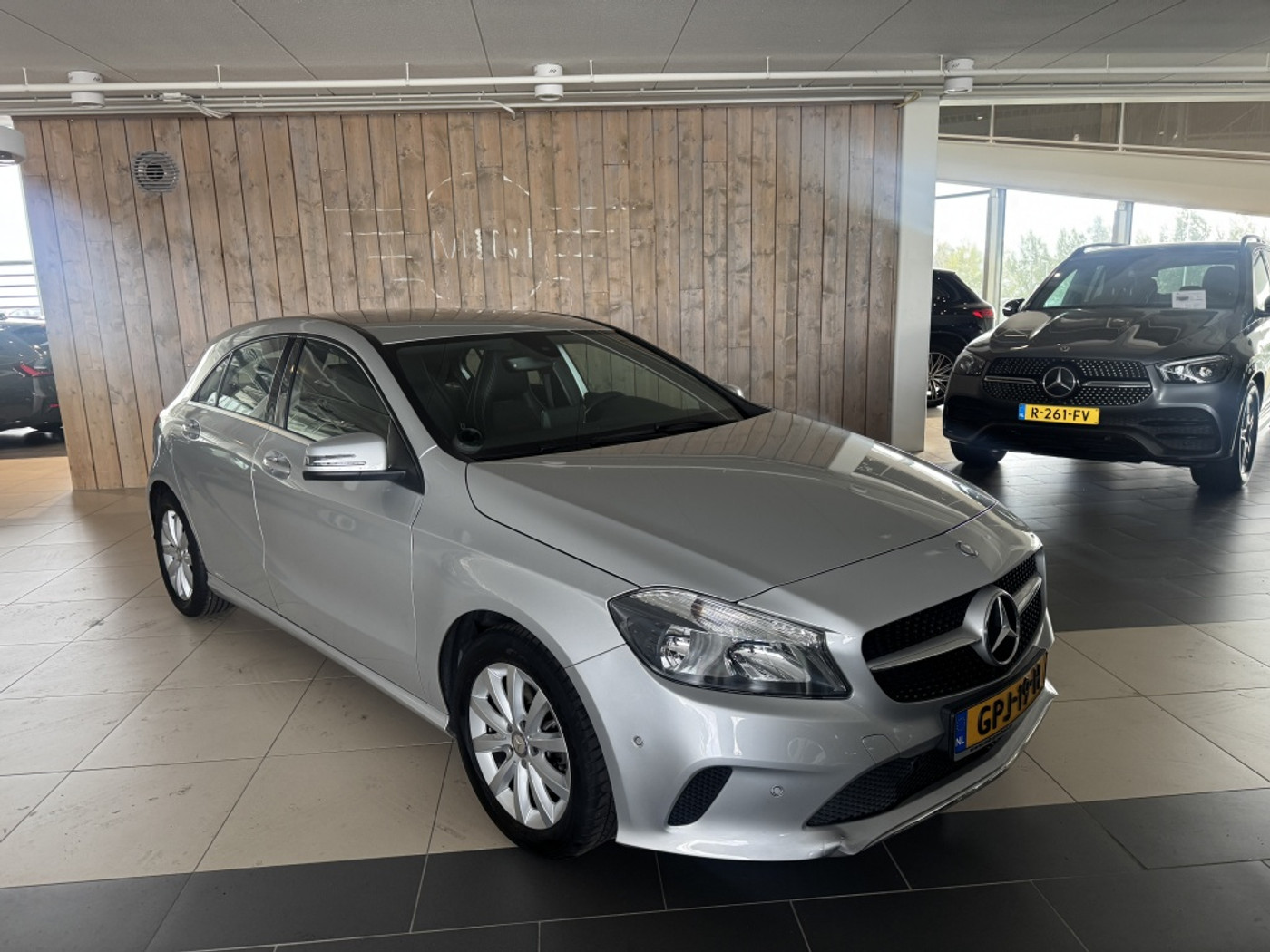 Foto van Mercedes-Benz A 180