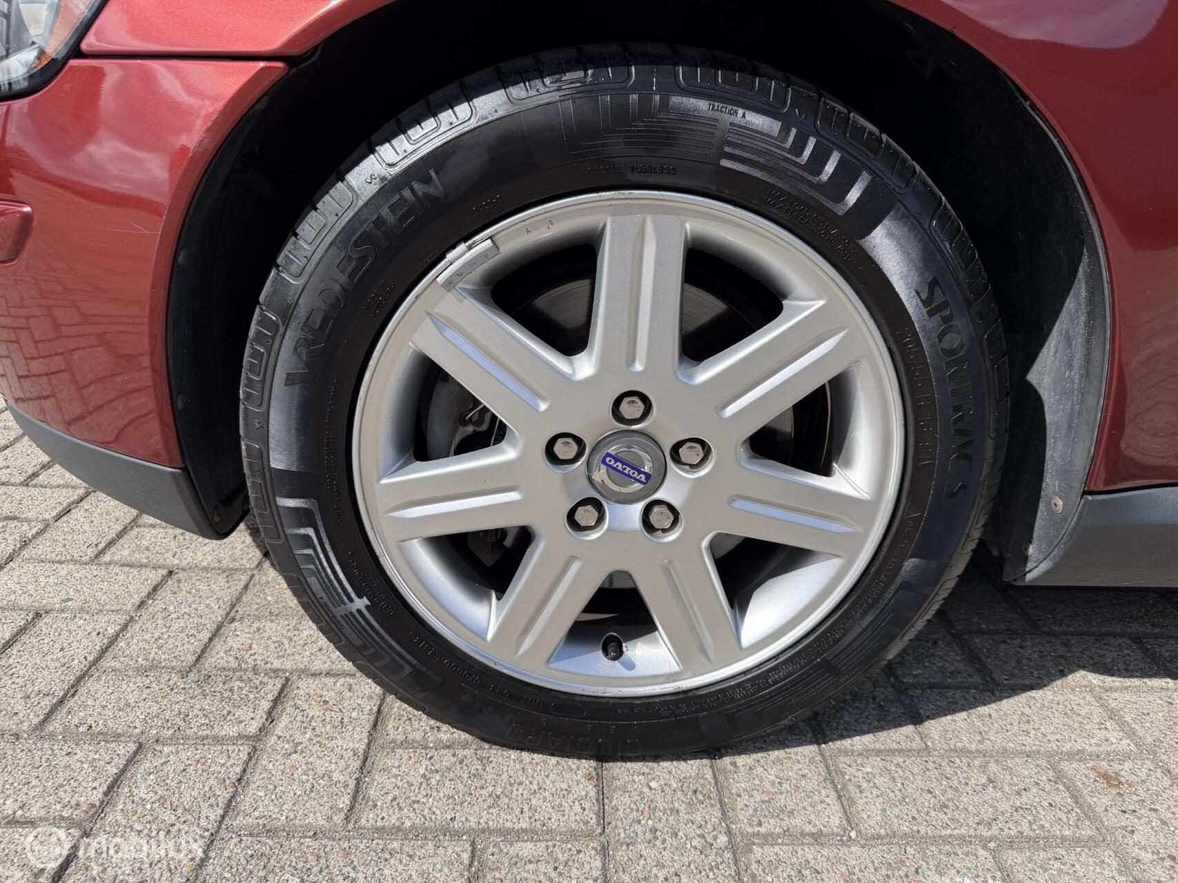 Foto van Volvo S40