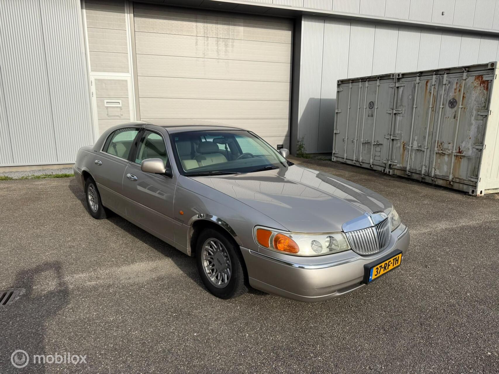 Foto van Lincoln Town Car Signature